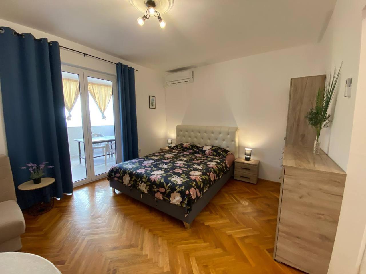 Alina'S Apartment Bečići Екстериор снимка