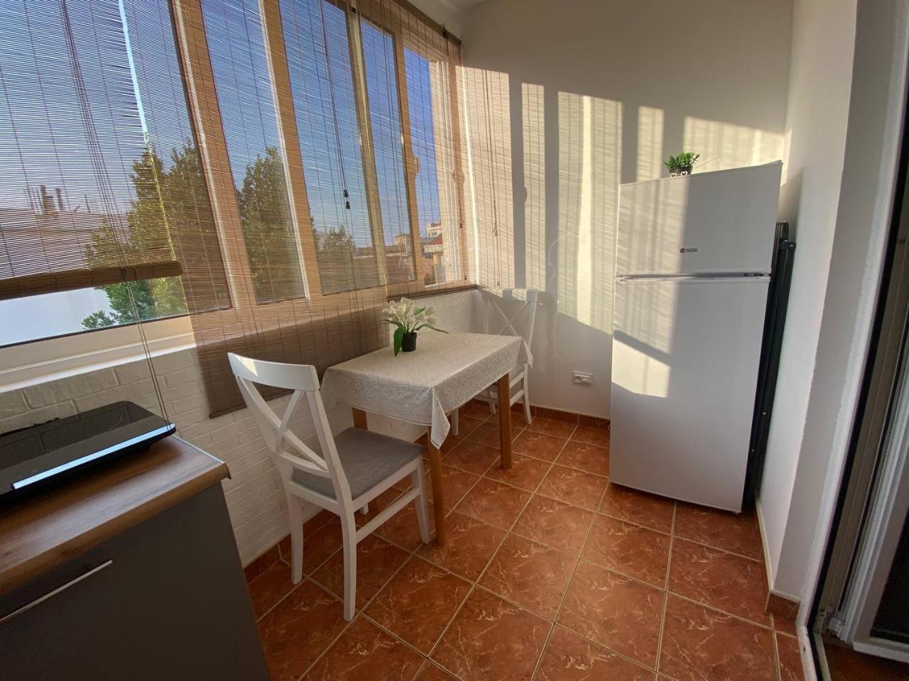 Alina'S Apartment Bečići Екстериор снимка